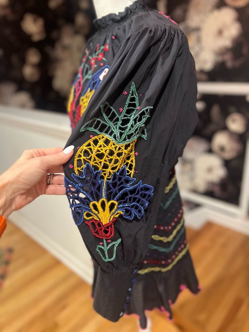 Farm Rio dress - Picture 2 of 4